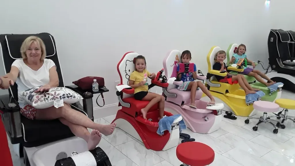 POSH Nails & Lashes — Nail salon in Cumming